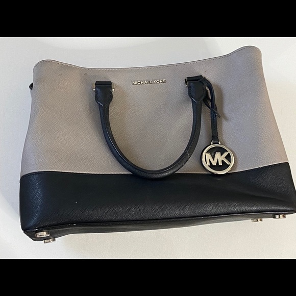 black and silver michael kors purse